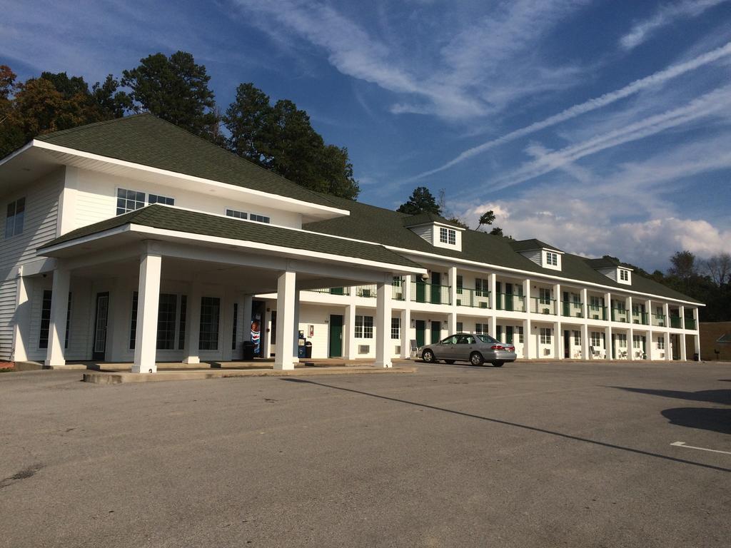 Hurricane Inn Waynesboro Exteriör bild